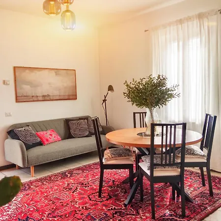 Apartment La Casa Del Belvedere *